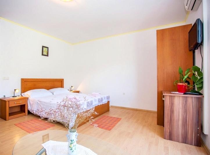 Apartment Varezic Ston Eksteriør bilde